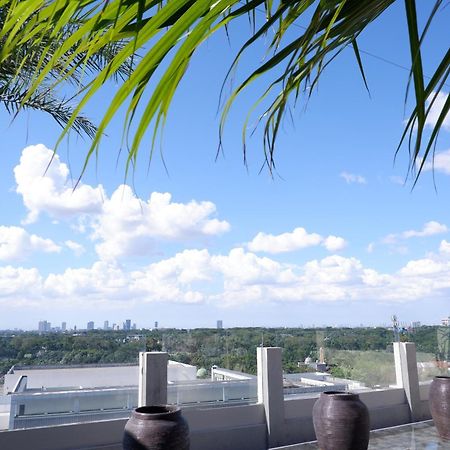 The Grantage Hotel & Sky Lounge Serpong Zewnętrze zdjęcie